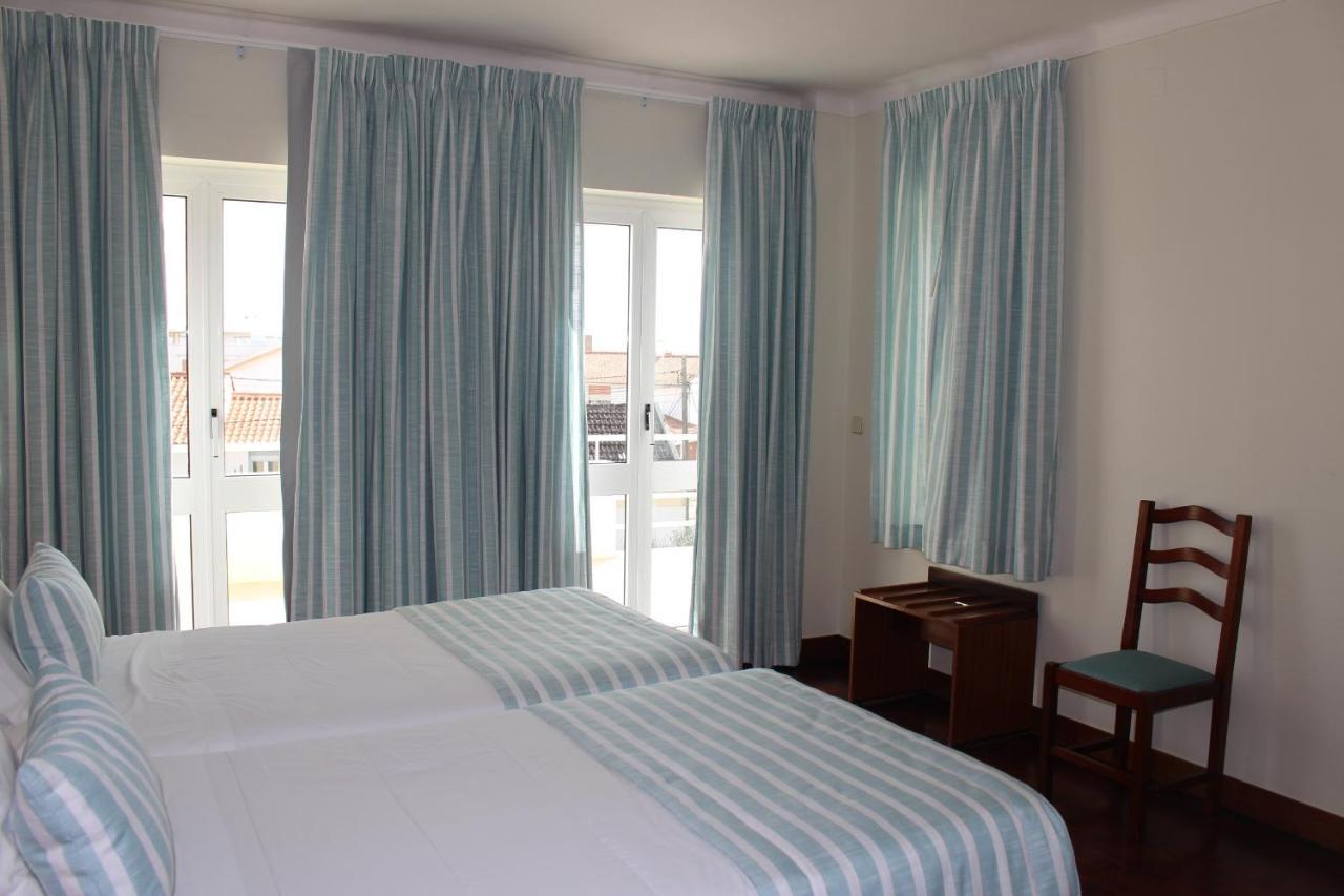 Hotel Santo Antonio Da Baia Sao Martinho do Porto Exterior photo