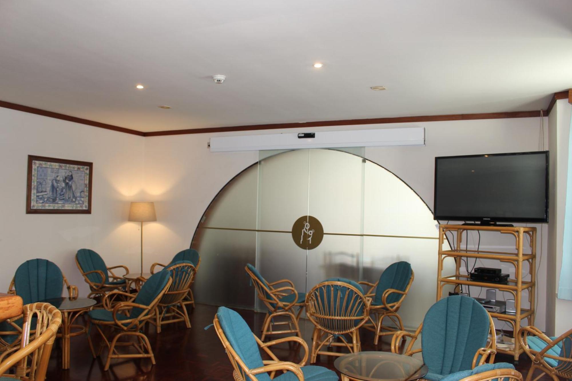 Hotel Santo Antonio Da Baia Sao Martinho do Porto Exterior photo